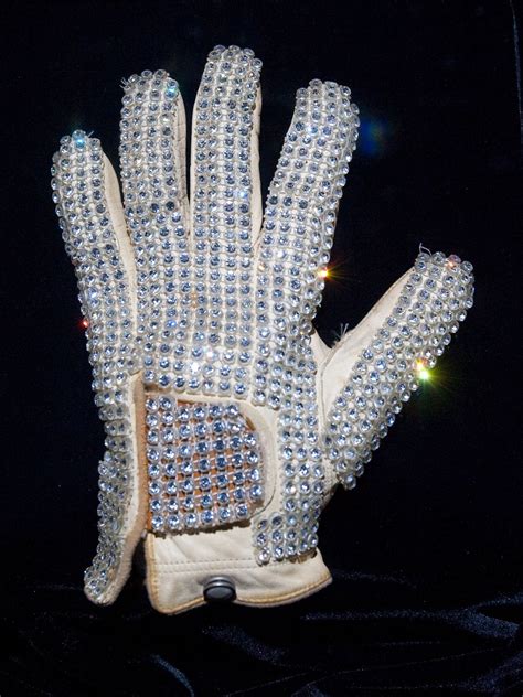 Reason For Michael Jackson's Glove at Stanley Musso blog