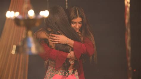 Sreejita De Is Back In The Bigg Boss 16 House As The FIRST Wildcard ...