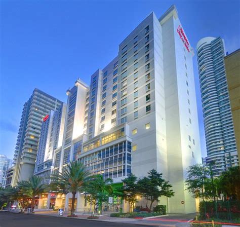 HAMPTON INN & SUITES BY HILTON MIAMI BRICKELL DOWNTOWN - Hotel Reviews ...