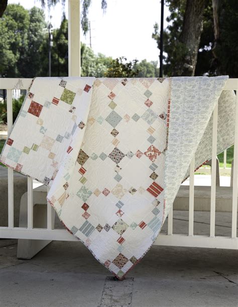 17 Irish Chain Quilt Patterns (Beautiful, Free and Easy To Make)