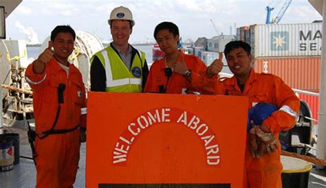ICS preliminary survey shows most seafarers are content with life at ...