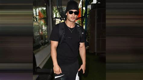 Asim Riaz spotted in Andheri | Hindi Movie News - Bollywood - Times of ...