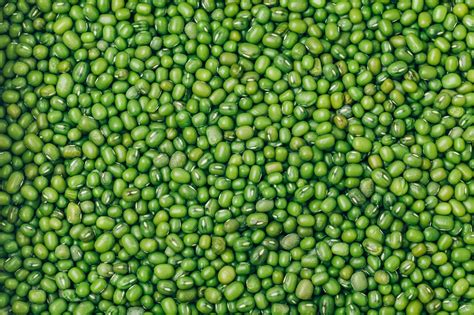 Premium Photo | Green gram mung beans background