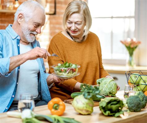 Healthy Eating for Seniors: Nutrition Tips and Delicious Recipes - Stellar Senior Living