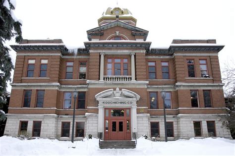 Inmate escapes from Koochiching County Jail - Duluth News Tribune ...