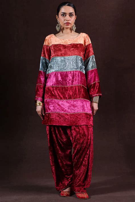 Formals '25 -Rang Riwayat Velvet Set - W25F2596-Multi Color – Nainpreet ...