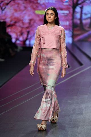 Shruti Sancheti at Lotus Make-Up India Fashion Week spring/summer 2020 ...