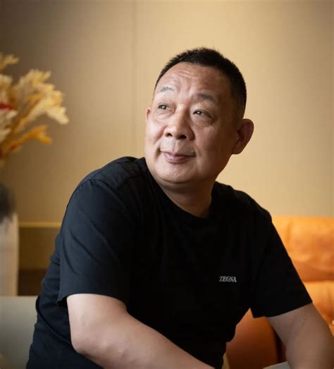 于东来深夜硬核新规，胖东来禁止员工互借，违规取消奖金晋升