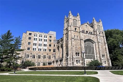 University of Michigan: Acceptance Rate, Admission 2026, Rankings, Courses
