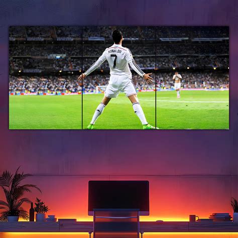 Ronaldo Suuiiii Celebration Split Poster – Frame Kro