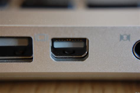 What is DisplayPort?