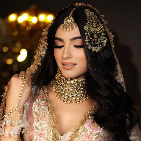 Best Bridal Makeup Artist in Lucknow | KNK Awadh Salon & Academy