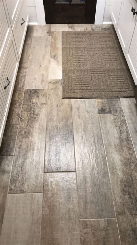 Tile That Looks Like Hardwood Flooring