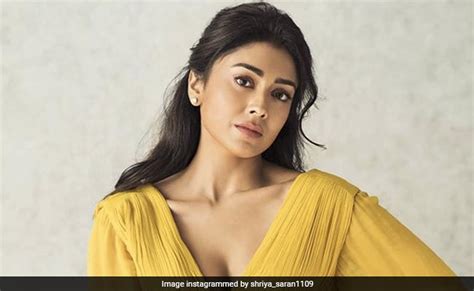 दृश्यम फेम Shriya Saran बनी मां, एक साल बाद बेटी का Video शेयर कर बोलीं ...