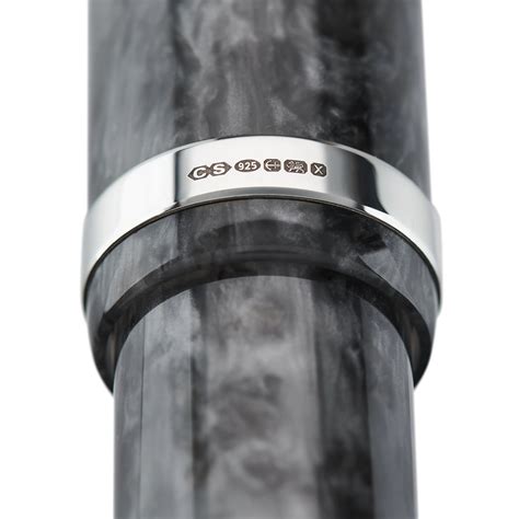 Conway Stewart Churchill Silver Storm Fountain Pen | Conway Stewart