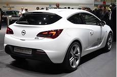 Opel Gtc 2012 by 2012 Opel Astra Gtc Gives Us Buick Tinted For The Opel Gtc 2012