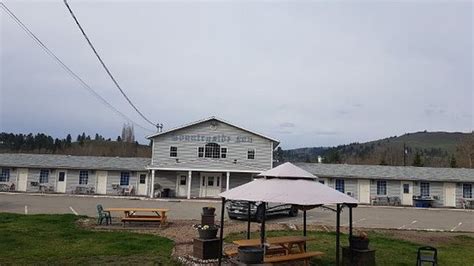 COUNTRYSIDE INN (Princeton, British Columbia) - Inn Reviews, Photos ...