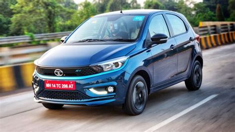 Tata Tiago EV hits 10,000 sales milestone within 4 months of launch ...