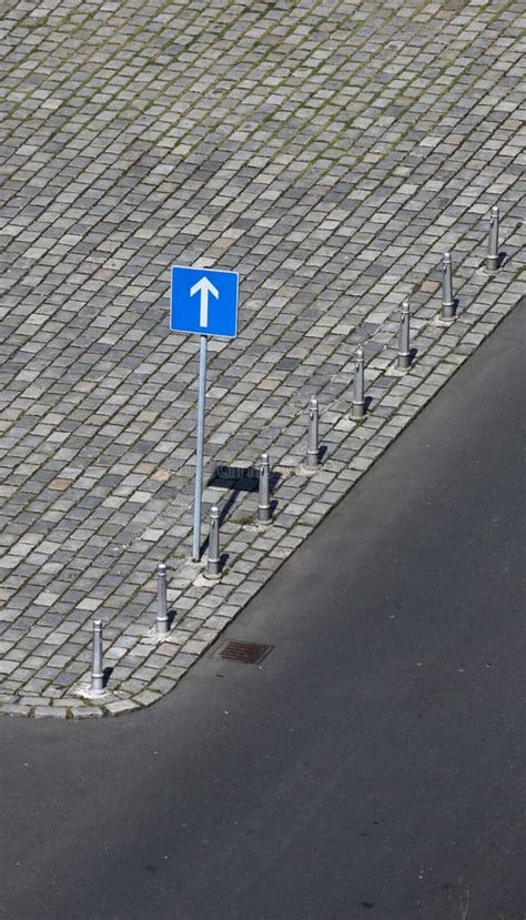 One Way Sign 的图像结果