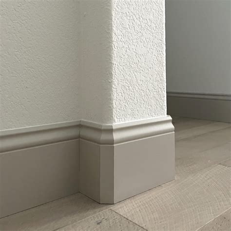 Round Corner Baseboard Molding
