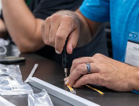 Training for LED Light Making 的图像结果