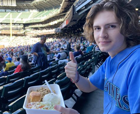 'Jeopardy!' host Ken Jennings shares photo of teen son Dylan