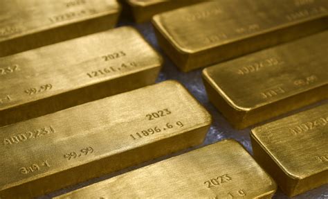 मुंबई एयरपोर्ट पर 10 करोड़ रुपये का सोना ज़ब्त, 18 सूडानी महिलाएं ...