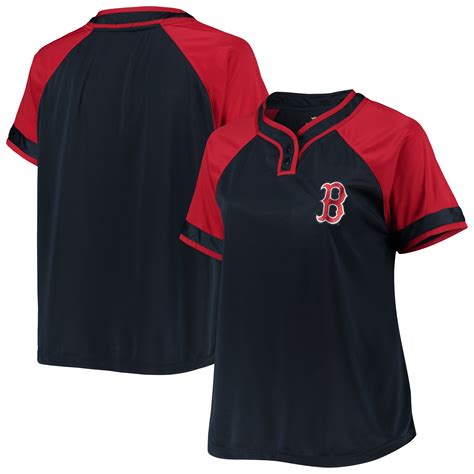 Women's plus size red sox shirts online