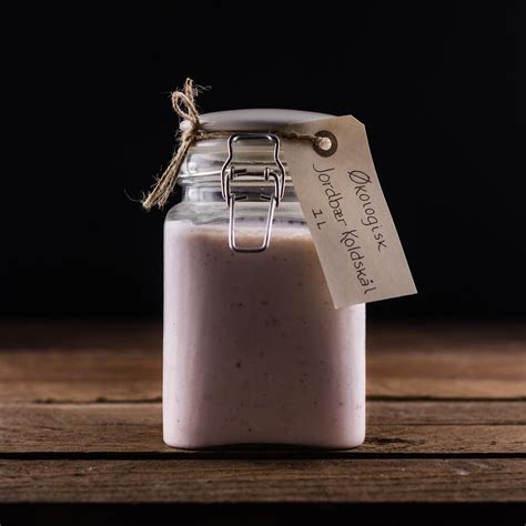Can You Freeze Buttermilk? [3 Factors] - WhoSpilled