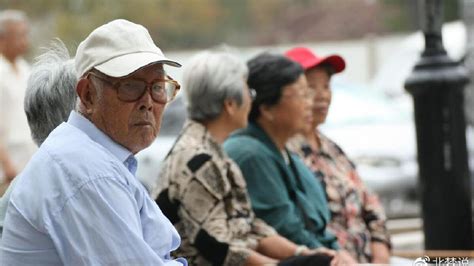 70岁的老人自述：我有退休金和房子，只搭伙不领证，晚年很幸福 - 知乎