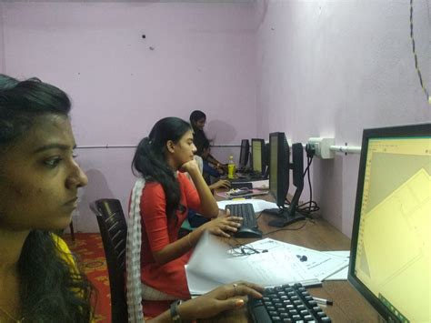 Gallery - EMAX EDUCATION