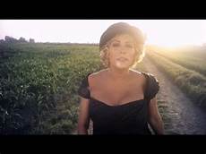 malika ayane tre cose videoclip malika ayane il tempo non inganna videoclip ufficiale malika ayane tre cose videoclip malika ayane il tempo non inganna videoclip ufficiale