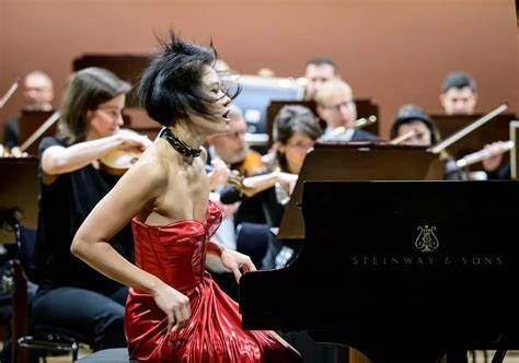 Yuja Wang y una velada romántica en el Teatro Colón - Blueberry Música