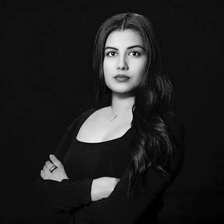 Amazon.in: Ariana Godoy: books, biography, latest update