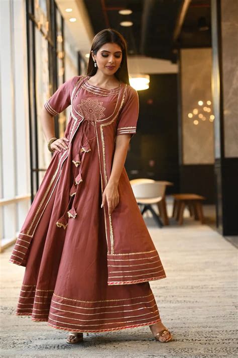 Importance of Women's Ethnic Wear in India – Beatitude