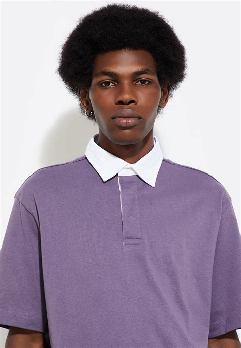 Buy URB_N Men Oversized Contrast Polo T-shirt Online at just Rs. 699.0 ...