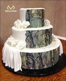 Camoflauge Wedding Ideas by 36 Camo Wedding Ideas For 2019 Chicwedd Camoflauge Wedding Ideas
