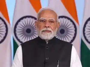 Govt, auto industry need to work together to achieve self-reliance in ...