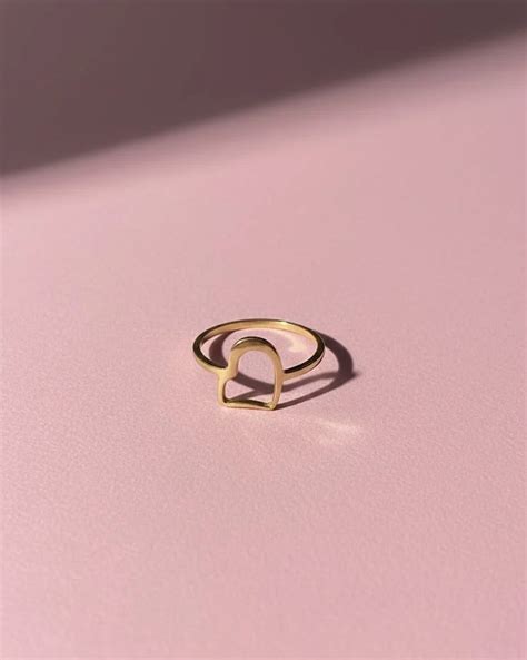 THE FRAME HEART RING – MOKOZ