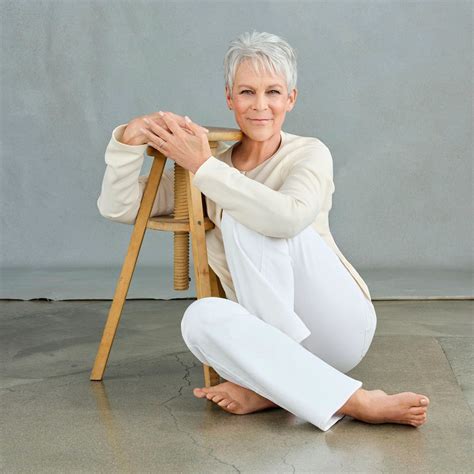 Jamie Lee Curtis's feet