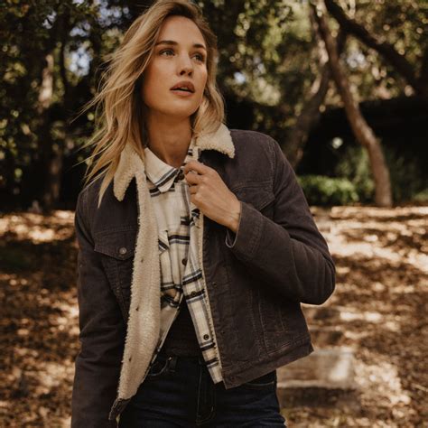 Country Clothes 的图像结果