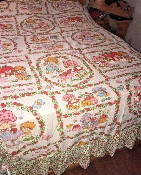Vintage 1980 Strawberry Shortcake Ruffle / Cover /table cloth? VERY ...