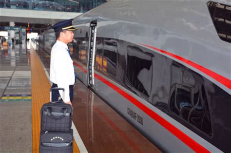 火车开到一半为啥要换司机？中国铁路硬核科普-火车,司机,列车 ——快科技(驱动之家旗下媒体)--科技改变未来