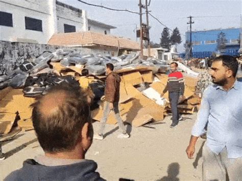 Major fire rages at Dehradun Selakui perfume factory; Chemicals cause ...