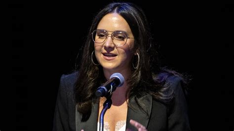 CBS Boss Bari Weiss Sends Lecturing Christmas Eve Memo Over ‘60 Minutes ...