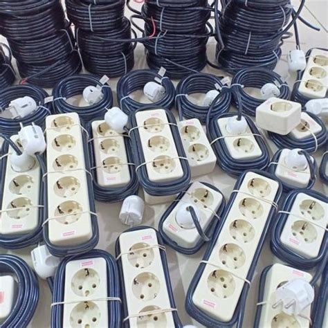 Jual Stop kontak Uticon 1,2,3,4,5,6 Lubang + kabel1,2,3,4,5,6,7,8,9 ...