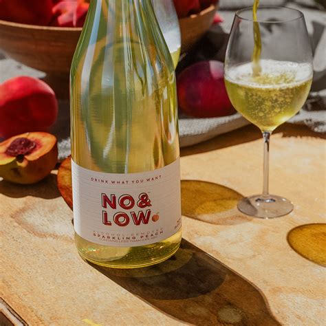 No & Low Sparkling Peach - Non-Alcoholic Sparkling Peach Wine · No & Low