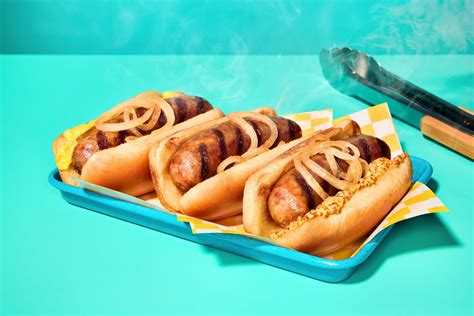Stadium Style Cooked Brat Links | Johnsonville