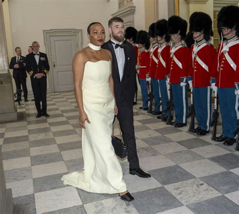 Sara Fanta Traore spiller betjenten Aicha i "Reservatet": Her har du ...