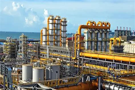 Simulation of an Agitated Thin Film Evaporator (ATFE) pilot plant ...